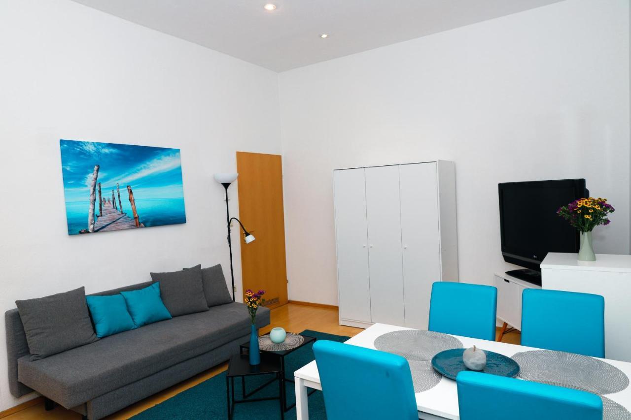 Ruhiges Terrassen Apartment Wina Bagian luar foto