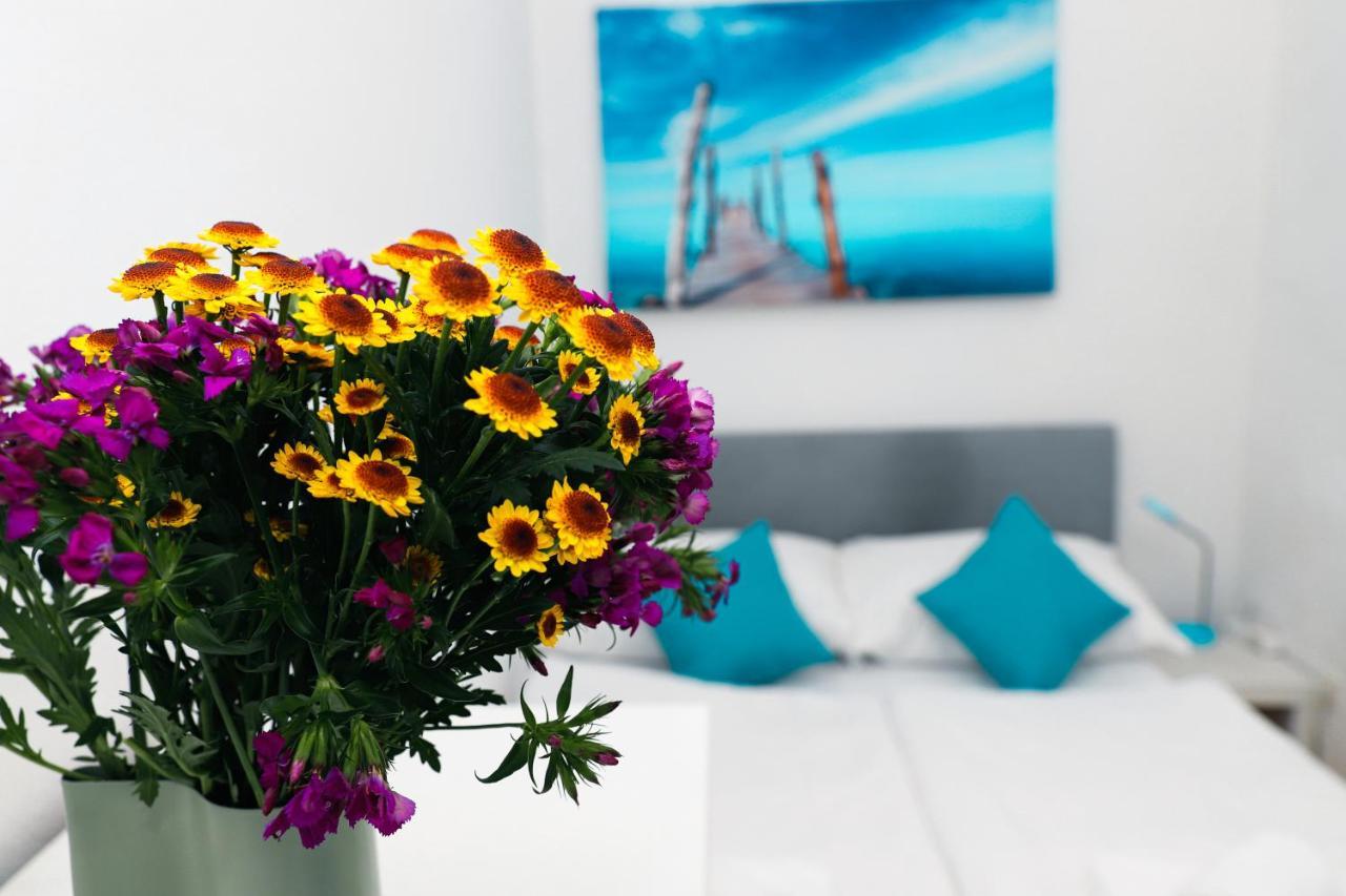 Ruhiges Terrassen Apartment Wina Bagian luar foto